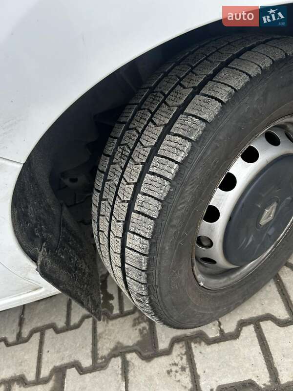 Грузопассажирский фургон Renault Master 2022 в Староконстантинове