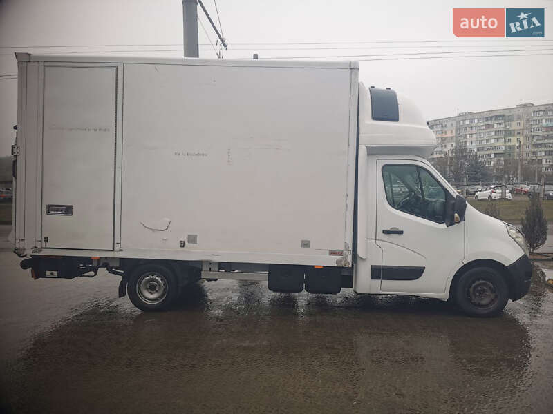 Грузовой фургон Renault Master 2013 в Полтаве