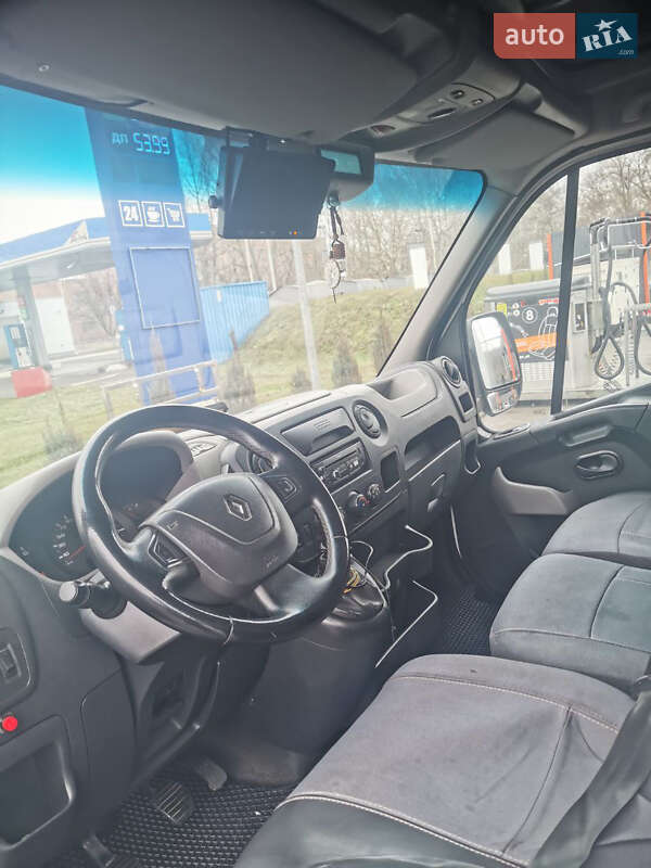 Грузовой фургон Renault Master 2013 в Полтаве