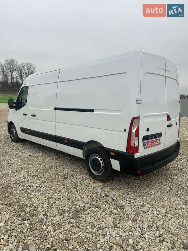 Вантажний фургон Renault Master 2020 в Львові