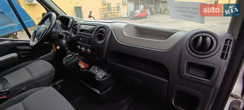 Грузовой фургон Renault Master 2014 в Шептицькому
