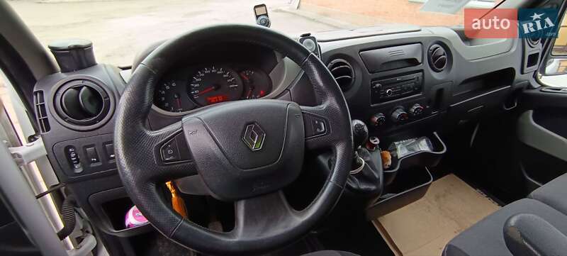 Грузовой фургон Renault Master 2014 в Шептицькому