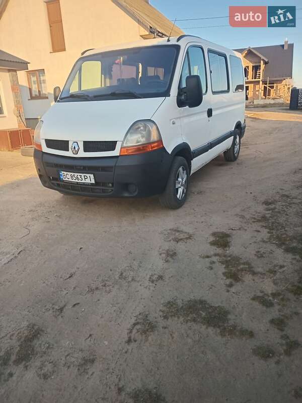 Мікроавтобус Renault Master 2004 в Яворові