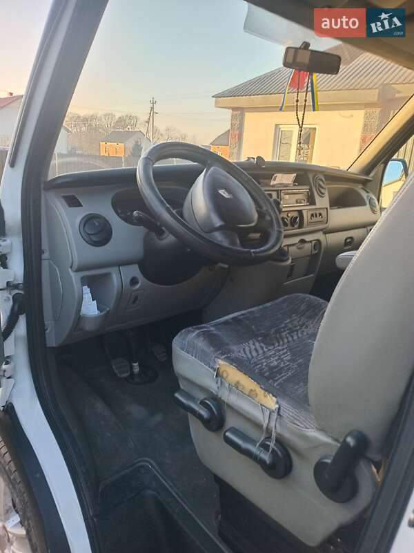 Мікроавтобус Renault Master 2004 в Яворові