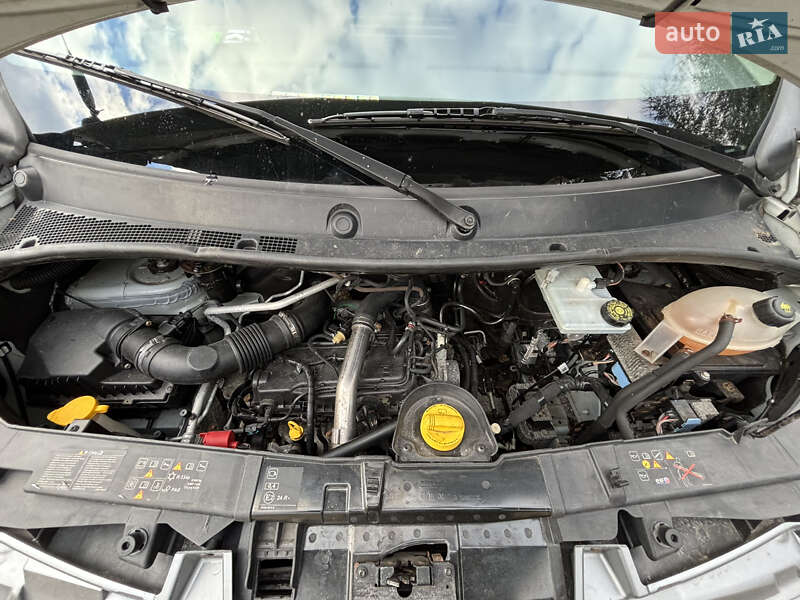 Грузовой фургон Renault Master 2018 в Мостиске