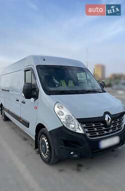 Вантажний фургон Renault Master 2016 в Івано-Франківську