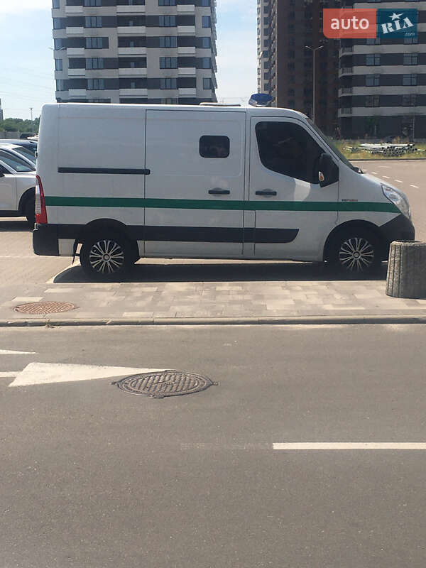Броньований автомобіль Renault Master 2014 в Києві фото 9 Броньований автомобіль Renault Master 2014 в Києві