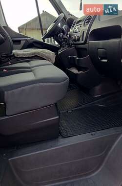 Другие автобусы Renault Master 2016 в 