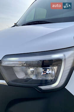 Грузовой фургон Renault Master 2020 в 
