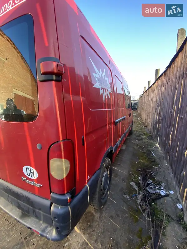 Вантажопасажирський фургон Renault Master 2004 в 