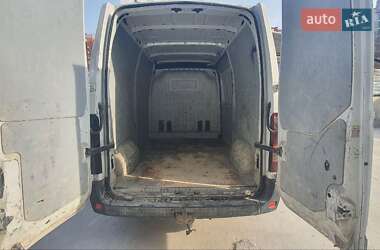 Грузовой фургон Renault Master 2014 в 