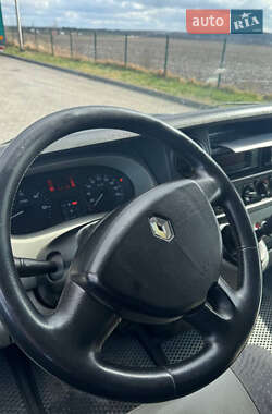 Грузопассажирский фургон Renault Master 2005 в 