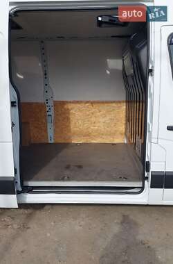 Микроавтобус Renault Master 2016 в 