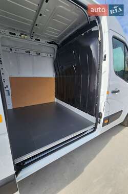 Вантажний фургон Renault Master 2019 в Дубні