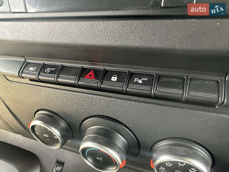 Автомобіль швидкої допомоги Renault Master 2020 в Києві фото 14 Автомобіль швидкої допомоги Renault Master 2020 в Києві