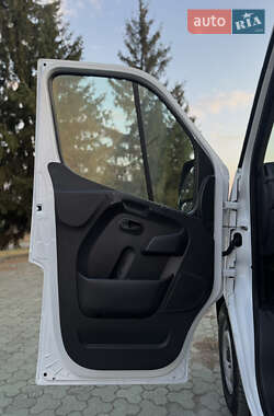 Вантажний фургон Renault Master 2021 в 