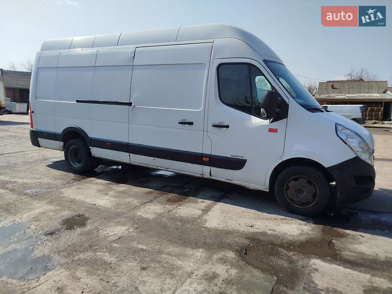 Вантажний фургон Renault Master 2011 в Конотопі