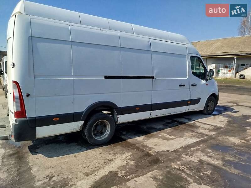 Вантажний фургон Renault Master 2011 в Конотопі