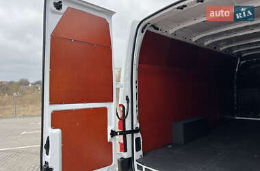 Вантажний фургон Renault Master 2020 в 