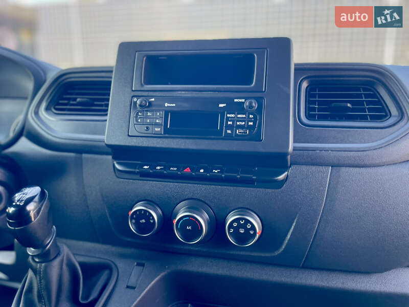 Грузовой фургон Renault Master 2020 в Луцке