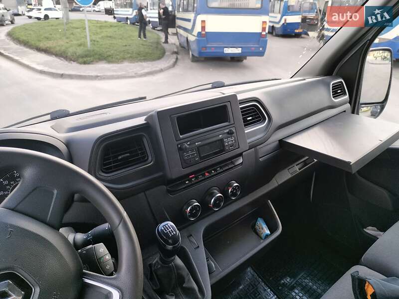 Грузовой фургон Renault Master 2020 в Львове