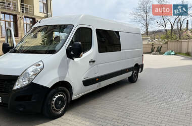 Грузопассажирский фургон Renault Master 2016 в 
