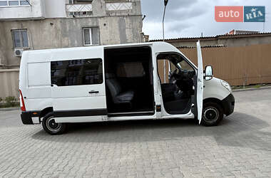 Грузопассажирский фургон Renault Master 2016 в 
