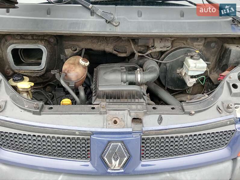 Микроавтобус Renault Master 2006 в Чернигове