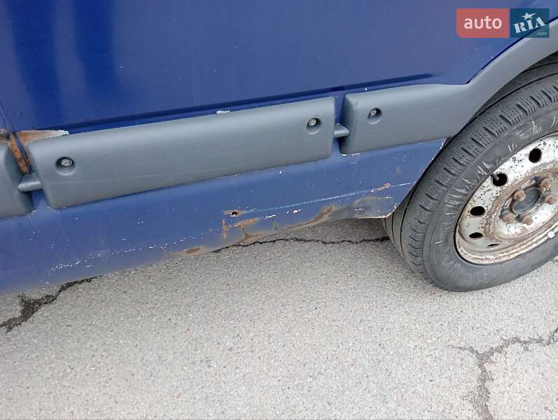 Микроавтобус Renault Master 2006 в Чернигове