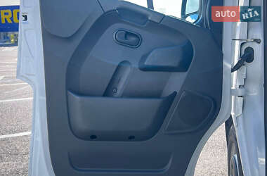 Грузовой фургон Renault Master 2019 в 