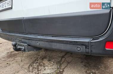 Грузовой фургон Renault Master 2015 в 