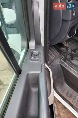 Грузовой фургон Renault Master 2015 в 