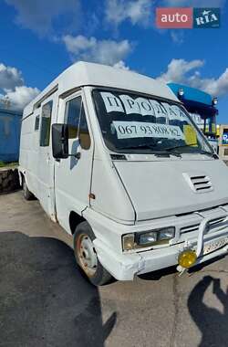 Грузовой фургон Renault Master 1992 в 