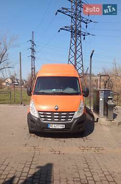 Грузовой фургон Renault Master 2013 в 