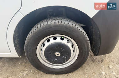 Грузовой фургон Renault Master 2020 в 