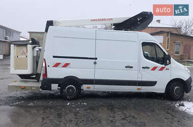 Другие грузовики Renault Master 2017 в 