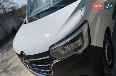 Грузовой фургон Renault Master 2020 в 