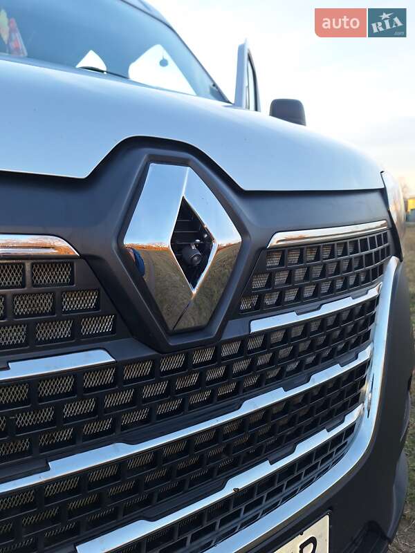 Минивэн Renault Master 2020 в Бобровице