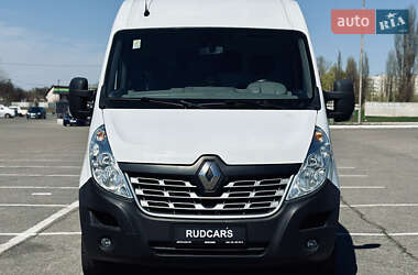 Грузовой фургон Renault Master 2016 в 
