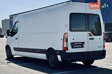 Грузовой фургон Renault Master 2016 в 