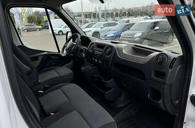 Грузовой фургон Renault Master 2017 в 