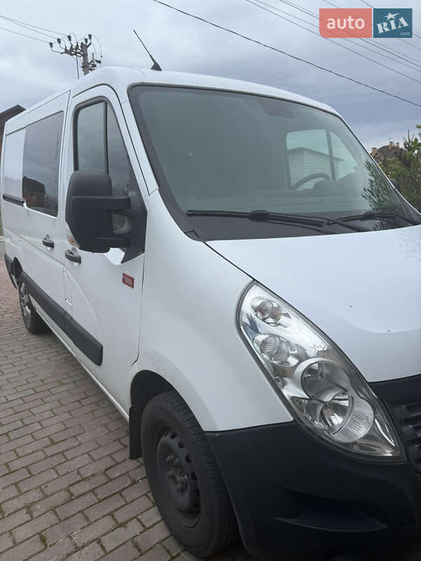 Грузовой фургон Renault Master 2018 в 