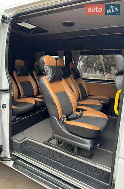 Микроавтобус Renault Master 2015 в 