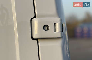 Вантажний фургон Renault Master 2021 в 