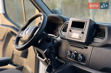 Вантажний фургон Renault Master 2021 в 