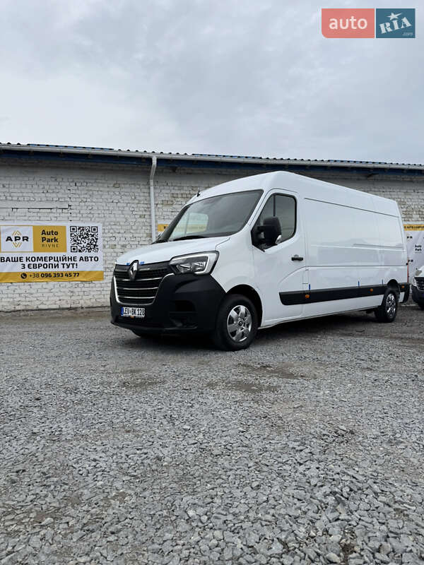 Грузовой фургон Renault Master 2020 в 