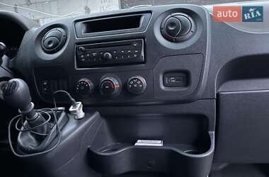 Грузовой фургон Renault Master 2013 в 