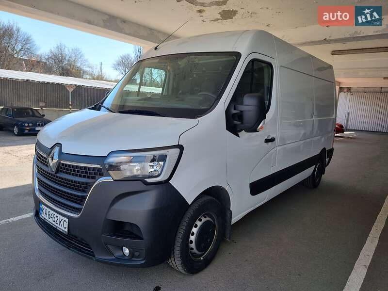 Вантажний фургон Renault Master 2022 в Чернігові