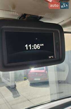 Грузовой фургон Renault Master 2012 в 