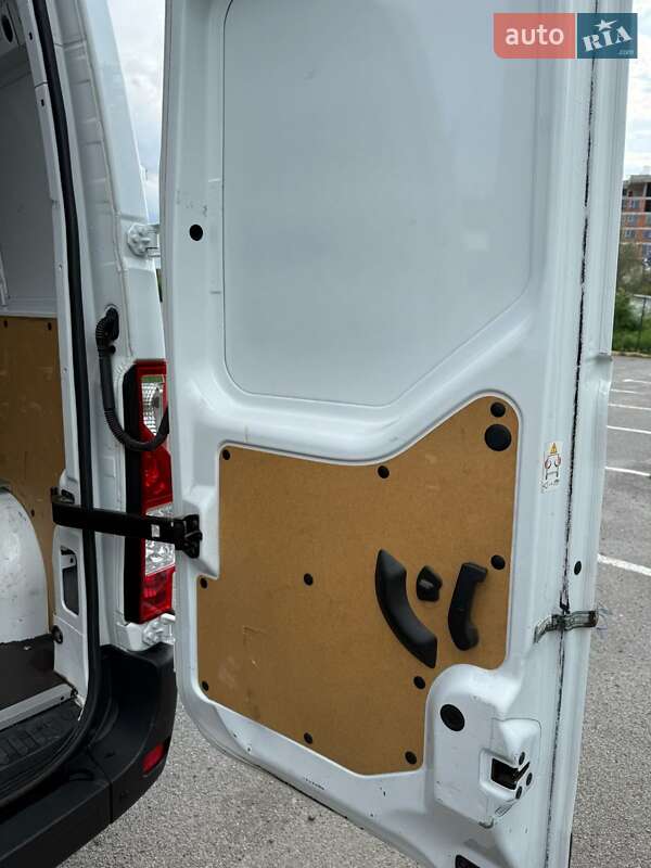 Вантажний фургон Renault Master 2023 в Ужгороді фото 71 Вантажний фургон Renault Master 2023 в Ужгороді